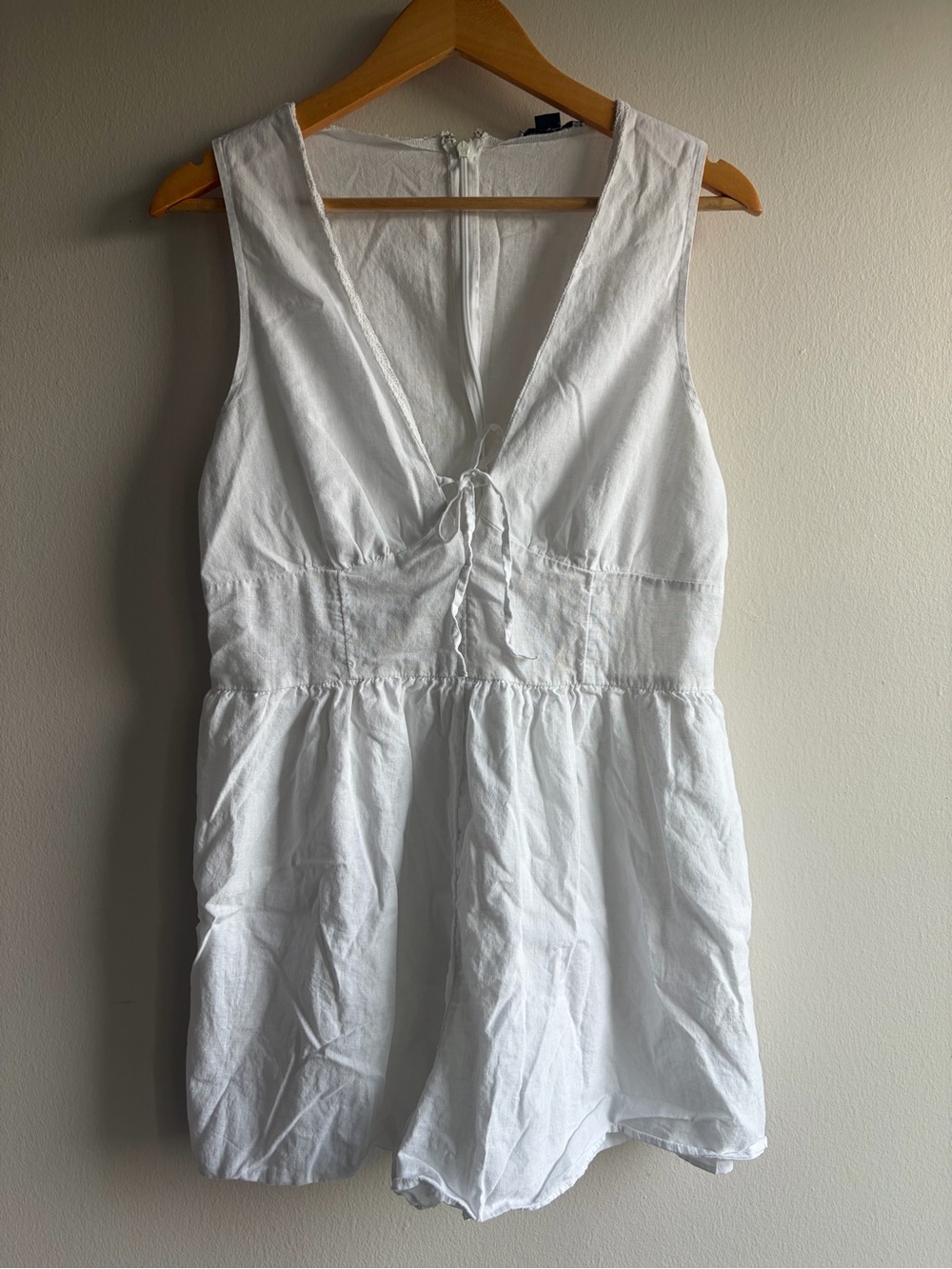American Eagle Outfitters White V-Neck Tie-Front Romper